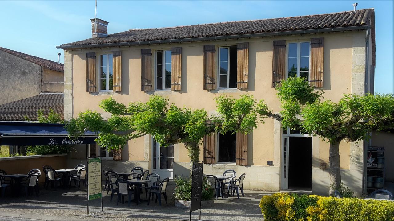 Les Ormeaux Bed & Breakfast Сотерн Екстериор снимка